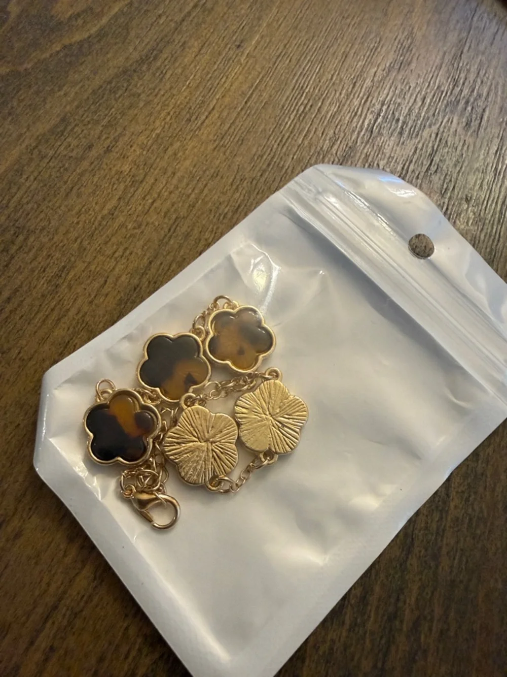 Elegant Gold (S1)  leopard clover Stainless Steel gold plated bracelet